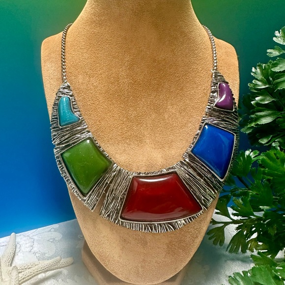Colorful statement necklace - Picture 2 of 7